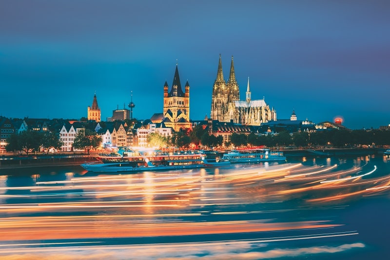 Mit einer Traurednerin Köln seid ihr in guten Händen